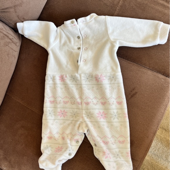 Baby onesie super soft and cute - Picture 2 of 5